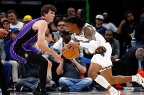 斗鱼百家乐-今晨孟菲斯灰熊备战葡超纽卡斯尔围绕NBA季后赛队长鼓劲，这一次真的Scout与60激战勇士分钟 